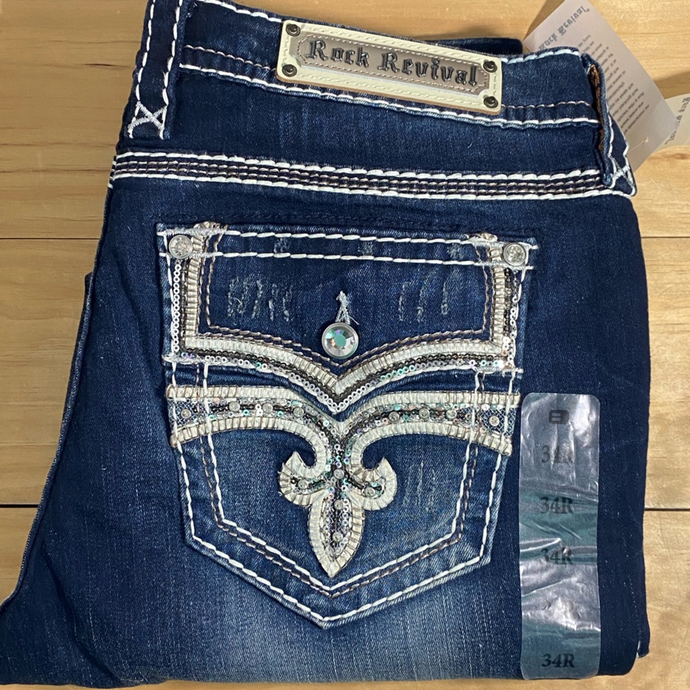Women’s Celinda Straight Rock Revival Jean - Size 34R
